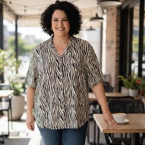 REQUIREMENTS Animal Print Button-down Short-sleeved Blouse NWOT